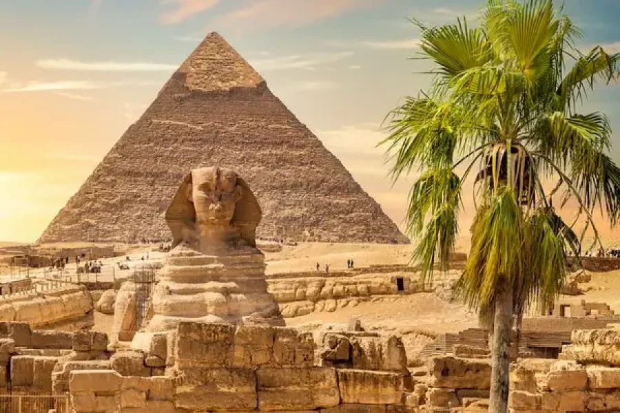 Egypt Tour Package: Cairo, Pyramids & 5-Day Nile Cruise by Air (8 Days)